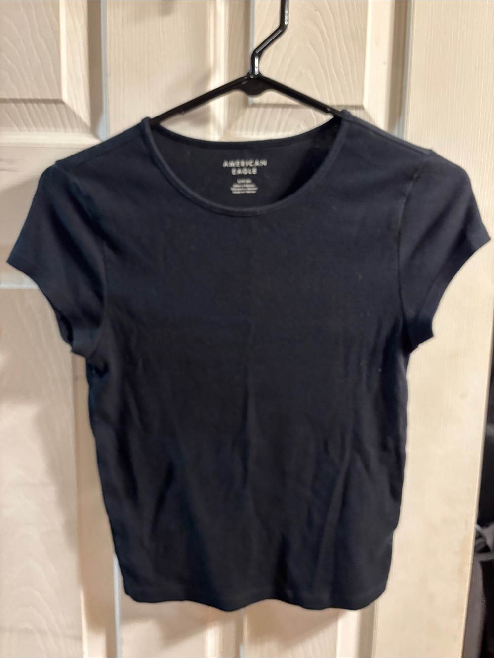 American Eagle Outfitters Black Short Sleeve Crew Tee